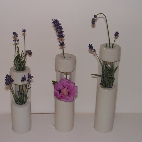 Mikasa Truck Bloom Set of 3 Vases Gray Ceramic - Picture 2 of 16